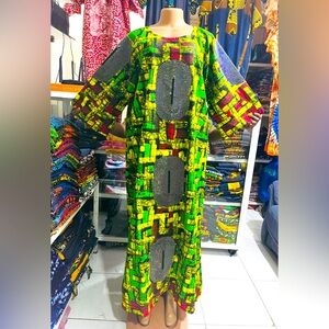 Women’s dress home made,we customize